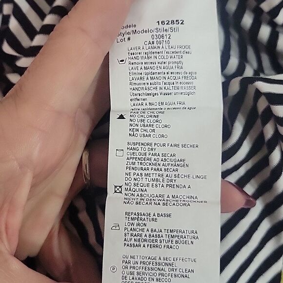 Joseph Ribkoff Cami Tank Top, Size 4 - Picture 3 of 3